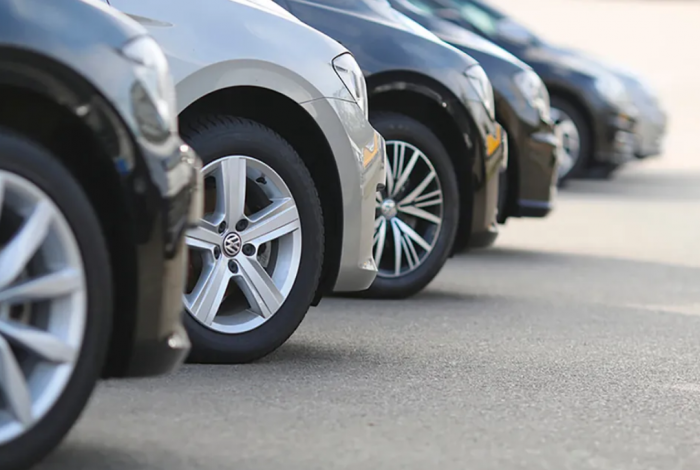 Reinstate 2030 ICE deadline for cars not vans, says AFP